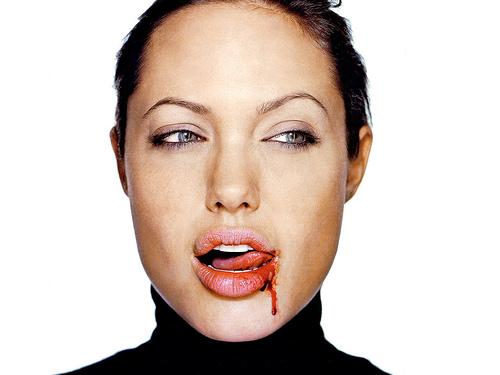  Autors: Fosilija Angelina Jolie Voight