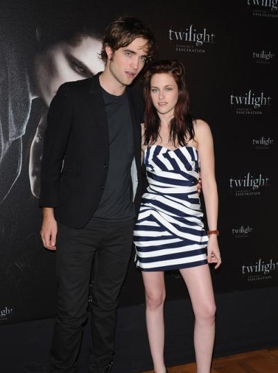  Autors: Fosilija Kristen Jaymes Stewart