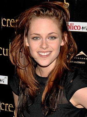  Autors: Fosilija Kristen Jaymes Stewart