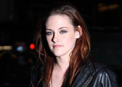  Autors: Fosilija Kristen Jaymes Stewart