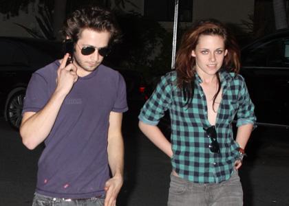   Autors: Fosilija Kristen Jaymes Stewart