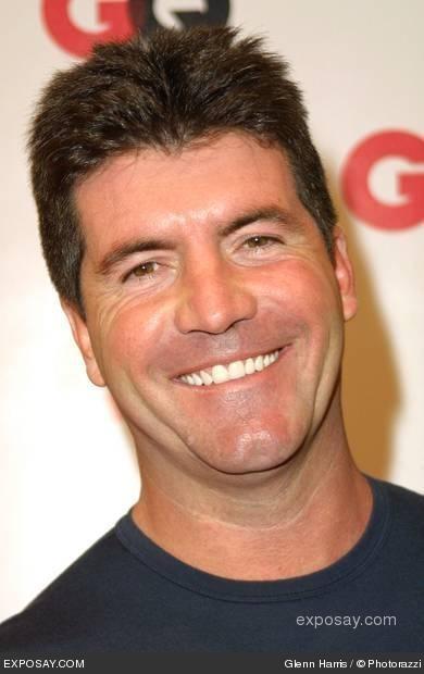 4Simon Cowell quotAmerikāņa... Autors: lohanhot 2009 gada Top 10 apmaksātās TV zvaigznes.