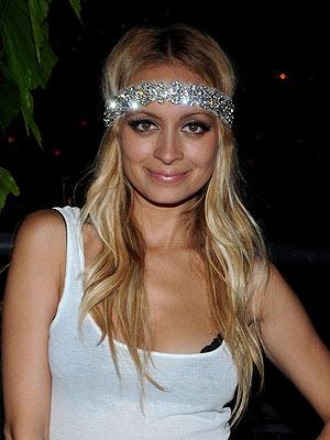 Nikola Ričija Nicole Richie Autors: bellija Slavenību matu rotas