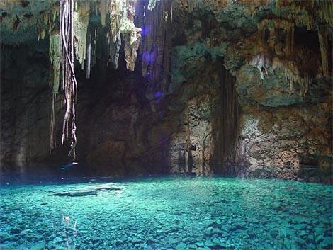 8  Izamal Meksika Šis ezers... Autors: iluminatti 10 Iespaidīgākie pazemes ezeri.