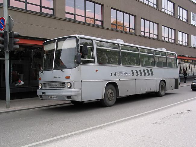 Vienkārsi privāts buss kurš... Autors: nighttrainent Liepājas autobusi 1990 - 2010.