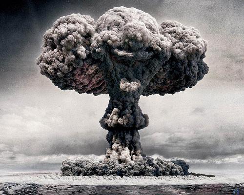  Autors: Cuukis Atomuzbrukums NLO bāzei?