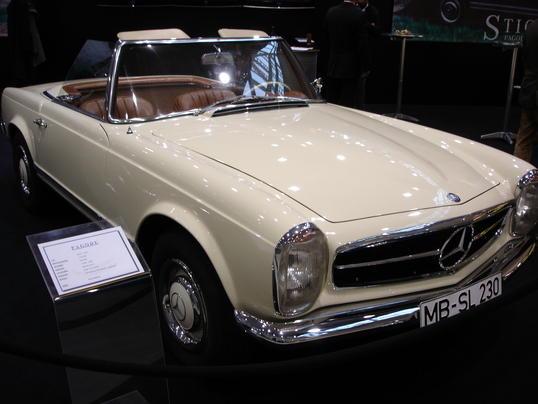 MercedesBenz quotPagodequot... Autors: Kobis Populārākie Vācijas retro automobīļi...