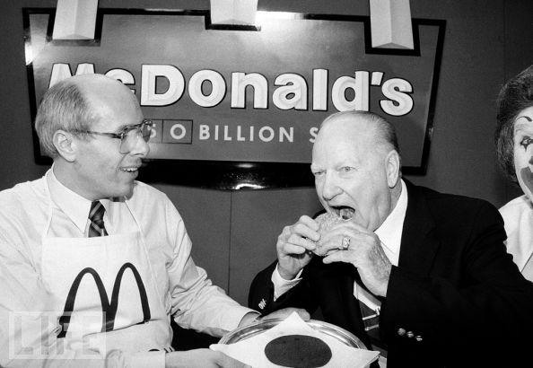 Ray Kroc gribēja būvēt... Autors: Gipsed Mcdonald's vēsture