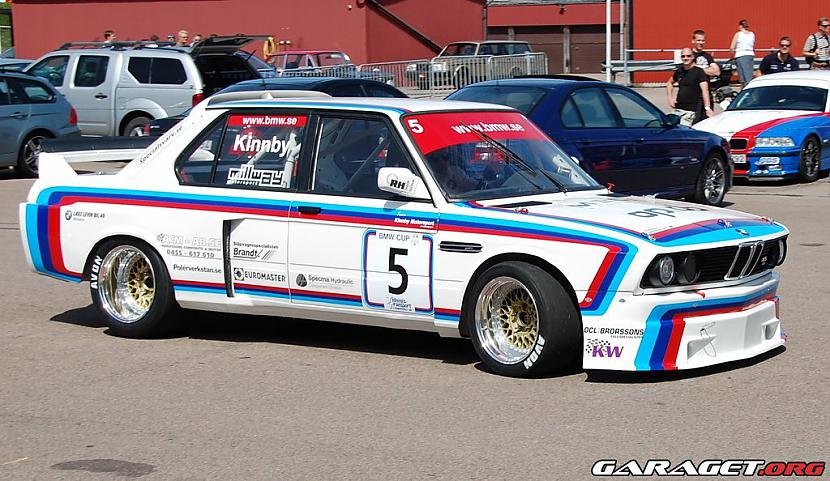  Autors: awoken Bmw e28 m5 csl