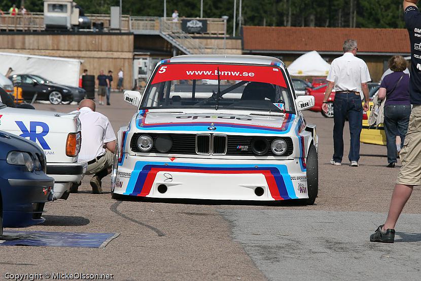  Autors: awoken Bmw e28 m5 csl