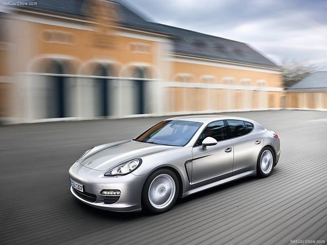  Autors: kronits Porsche Panamera