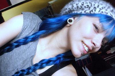 Zilā krāsa jaunavas Marijas... Autors: laaacene Blue Hair - They Like To Be Different ^^