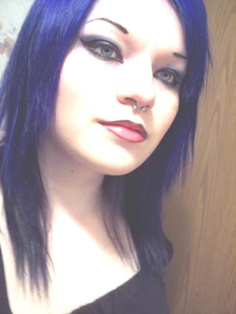  Autors: laaacene Blue Hair - They Like To Be Different ^^ #2