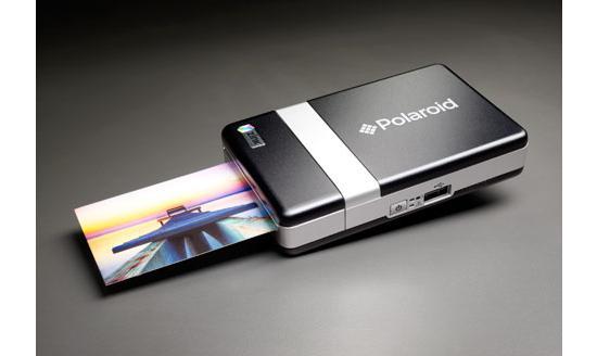  Autors: gr00ve ZInk un Polaroid GL10