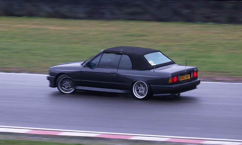 E30 M3 Cabrio  baigais retums Autors: Nuro BMW E30 M3