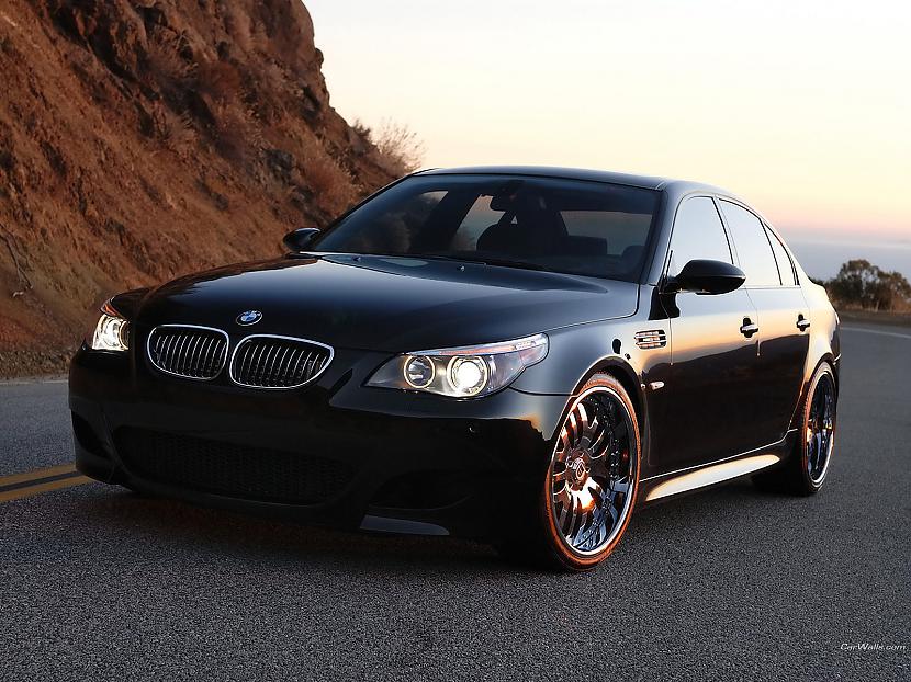  Autors: val4us BMW 5 series wallpapers