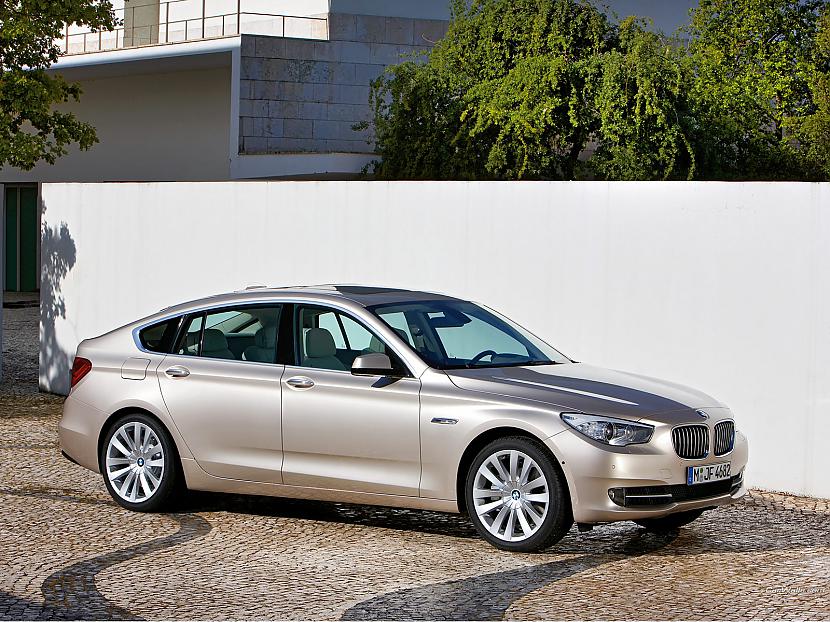  Autors: val4us BMW 5 series wallpapers