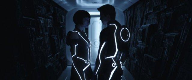  Autors: Fosilija Trons: Mantojums /Tron Legacy/ 2010