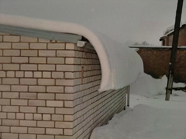 Sniega sedziņa vārda... Autors: zupaspleeve Sniegi sniga, putināja.. Latvija.