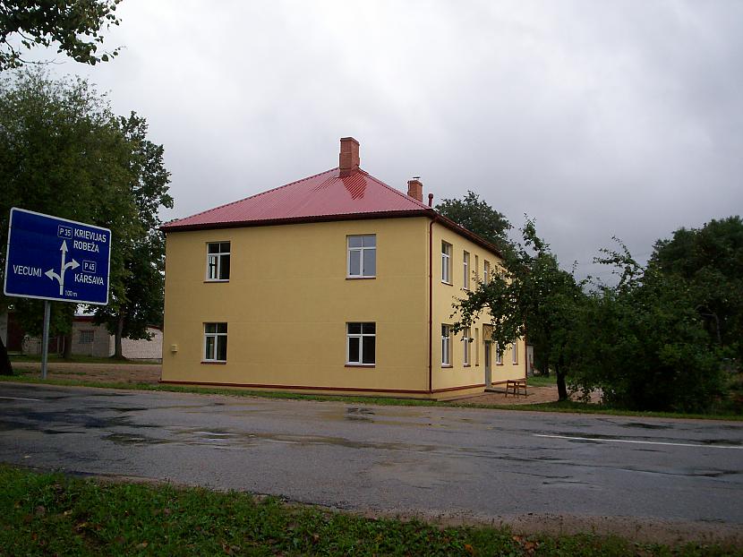 Pirmā renovētā sociālā māja... Autors: Battlestar Latvijas mazpilsētas - Viļaka
