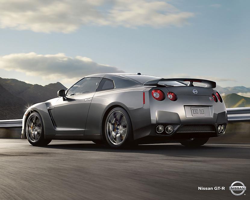 2011 GTR difuzors Autors: youfunnyguy Nissan GT-R facelift