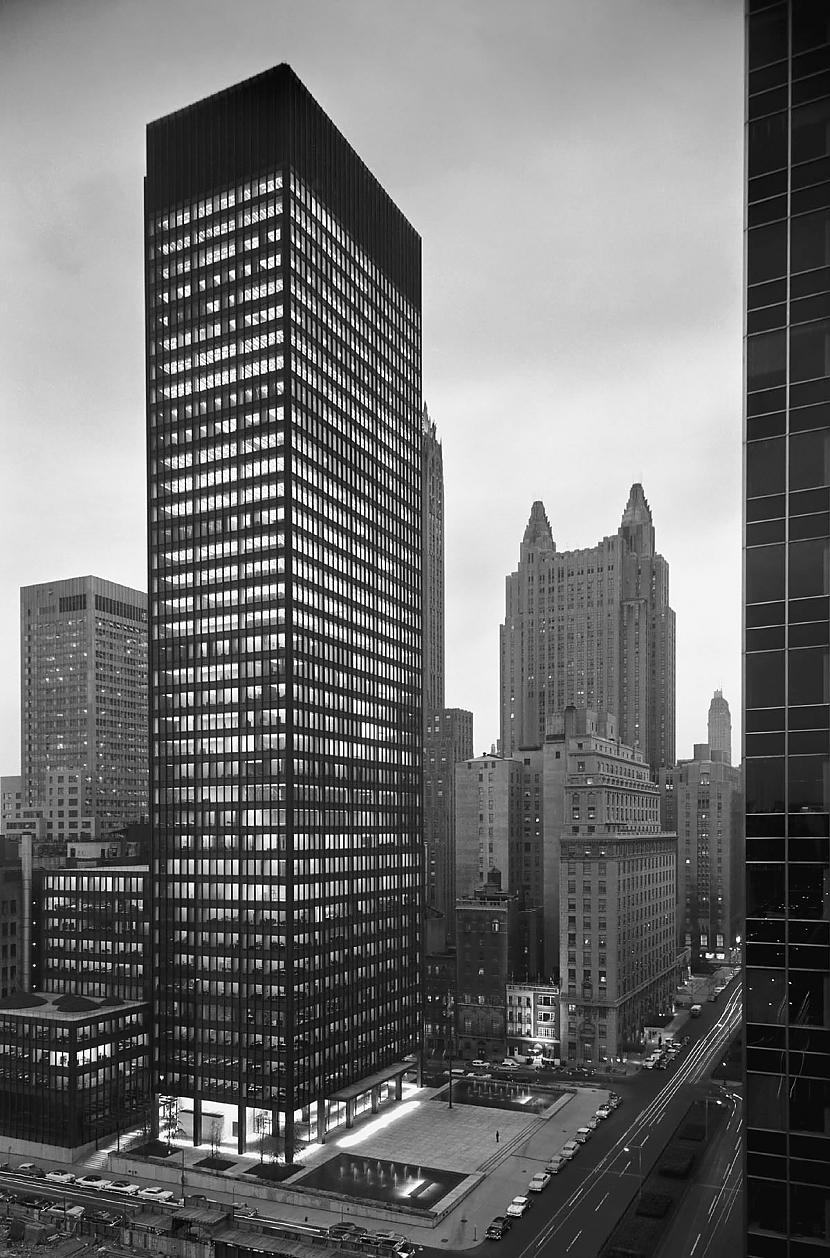 Seagram Building Chicago Autors: mashedpotatoes modernisma arhitektūra