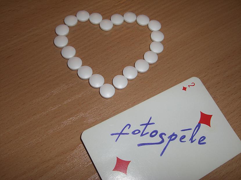  Autors: Fosilija *tabletes sirds formā