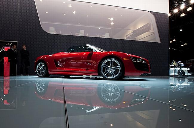 Audi R8 Autors: bee62 New york international auto show 2010