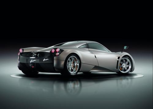  Autors: djosko Jaunais Pagani Huayra