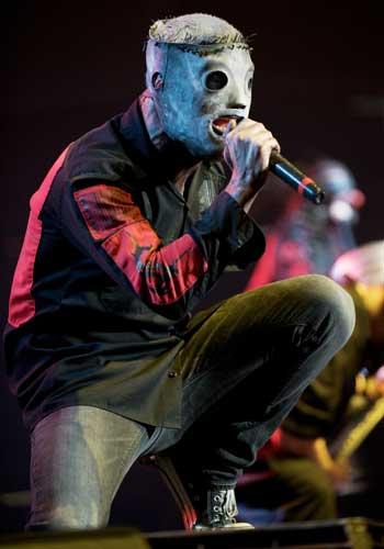 8 Corey Taylor Autors: Fosilija grupa kura ir klausama