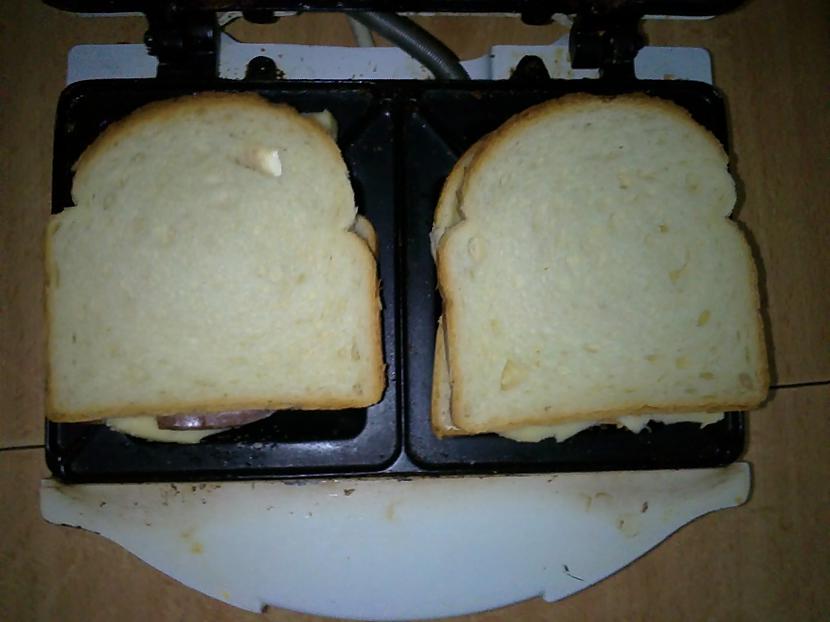 17 solis Liekam maizītes... Autors: ArtisEglitis Sliņķu tostermaizītes!