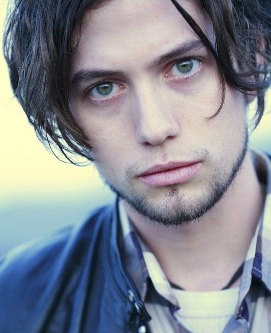 Jackson Rathbone Autors: elektrodīvainā Pievilcīgie aktieri!