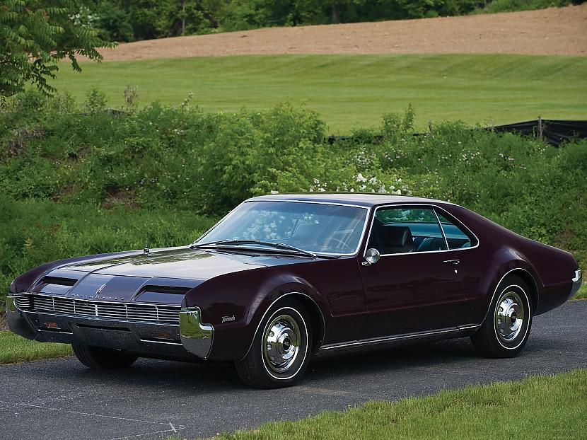 Oldsmobile Toronado 1966 Autors: Labveelis13 Autoklasika-OLDSMOBILE