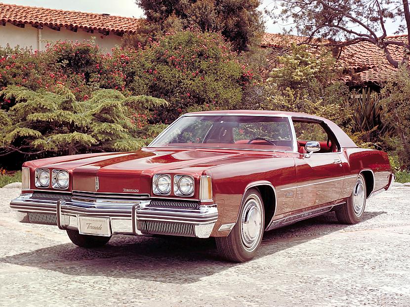 Oldsmobile Toronado 1972 Autors: Labveelis13 Autoklasika-OLDSMOBILE