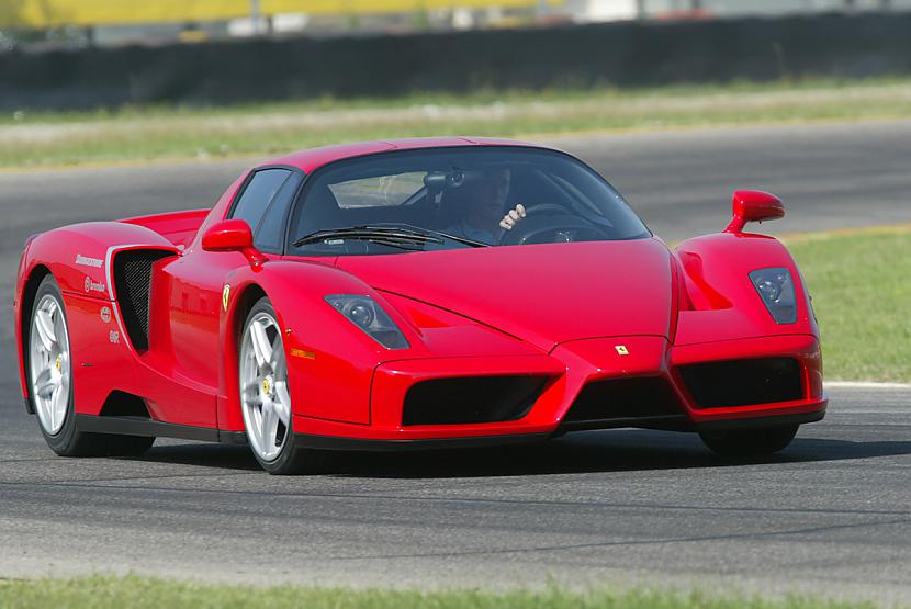 4 Ferrari Enzo 670000 34036000... Autors: kristaps023 dārgākās mašīnas 2010 gadā