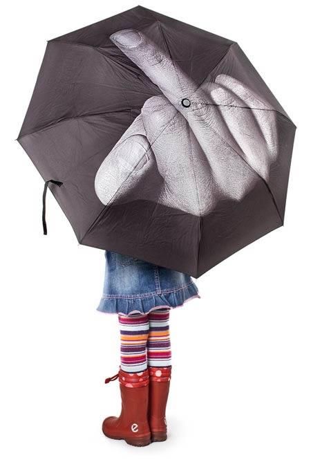 F The Rain Umbrella Cena 55 Autors: Justteen 15 kreatīvi lietussargi