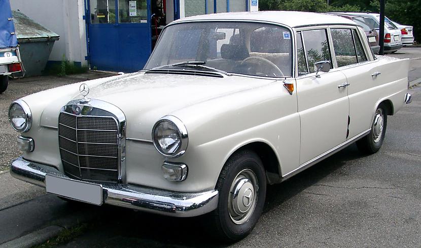  Autors: Realist Mercedes benz w110