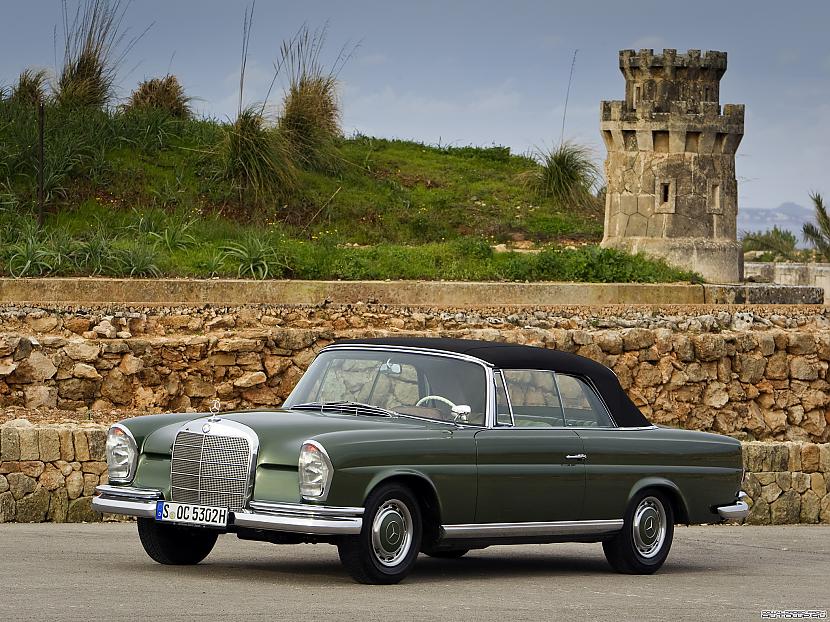  Autors: Realist Mercedes-Benz W111