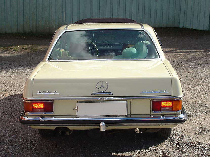  Autors: Realist Mercedes benz w114