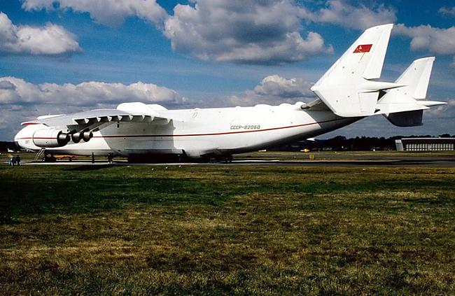  Autors: mazgavars Antonov 225