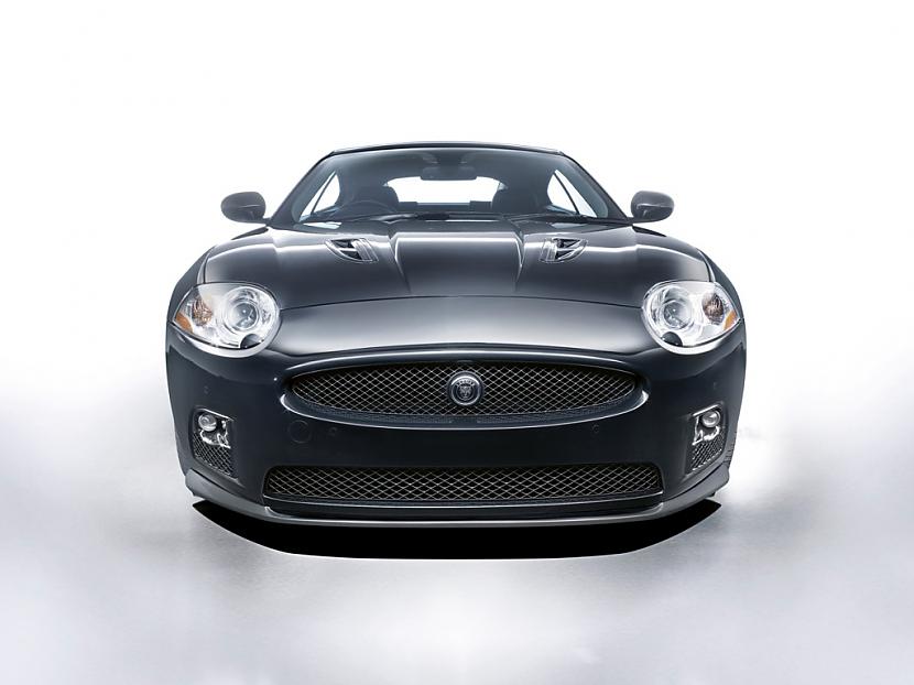  Autors: Raichus1994 Jaguar XKR-S