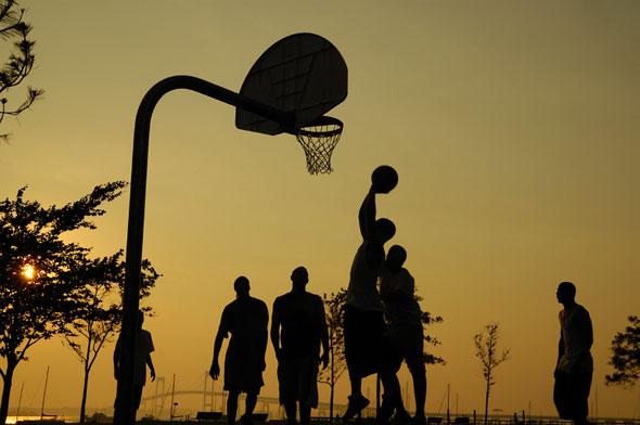  Autors: EsEsmuPedinsh Basketbols <3