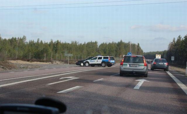  Autors: Rorets Zviedru policija...