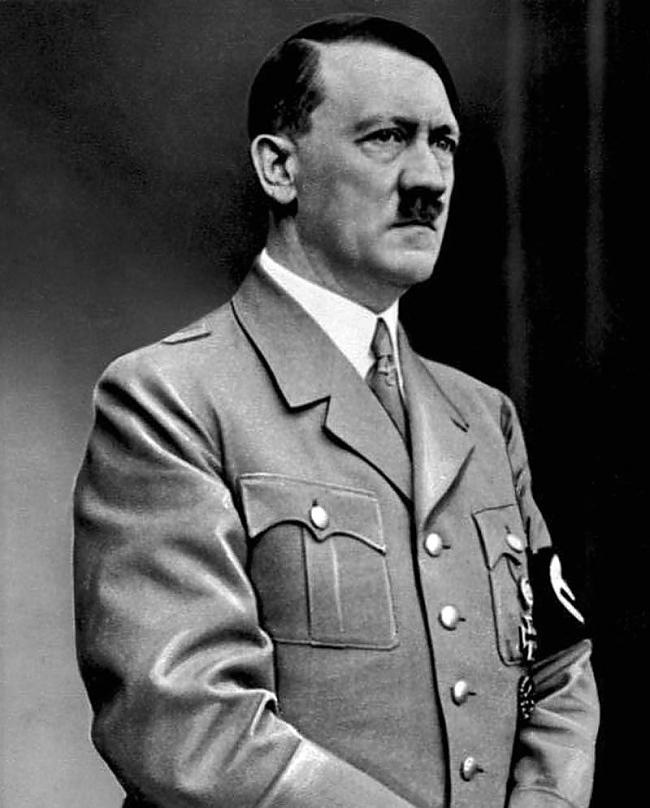 Skolas gados Hitlers aizrāvās... Autors: zirdziniece Adolfs Hitlers 1dala