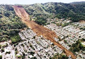 9vieta  zemes nogruvumsZemes... Autors: MrFreeman Top 10 - dabas katastrofas, no kurām tev ir jauzmanās