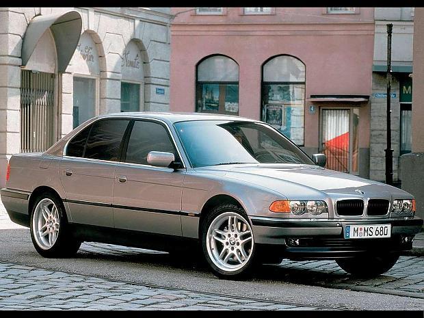  Autors: iesacejs98 Dažādi BMW