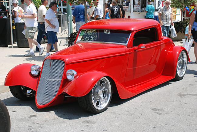  Autors: Fosilija FFR '33 Hot Rod