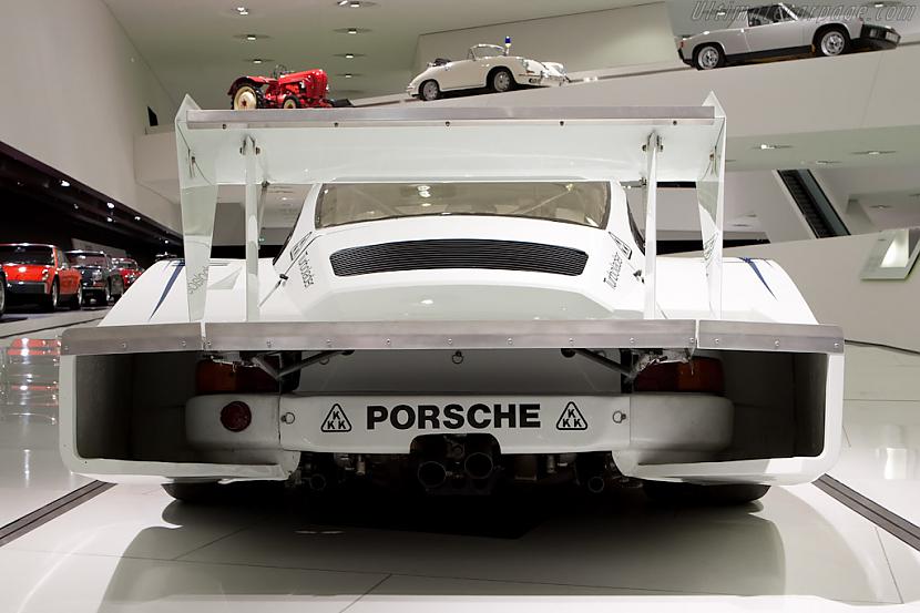  Autors: kazlēns Porsche 935