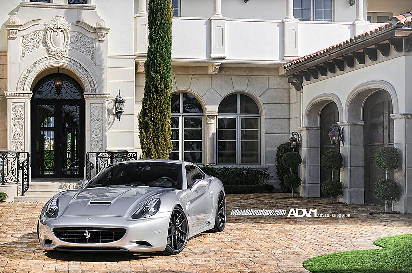 Ferrari California Autors: CIs4Care Cars on sweet wheels; Pt. tres