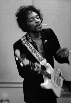 Jimi Hendrix 27 novembris 1942... Autors: Pikabuu Slaveni cilvēki, kas miruši 27 gadu vecumā